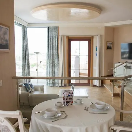 Nautilus Luxury Holiday Villa