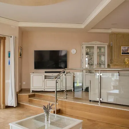 Villa Nautilus Luxury Holiday