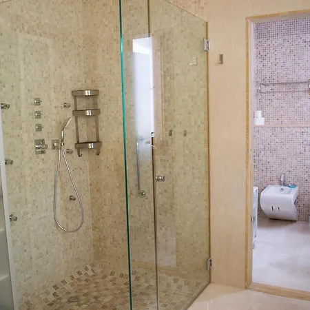 Nautilus Luxury Holiday Villa
